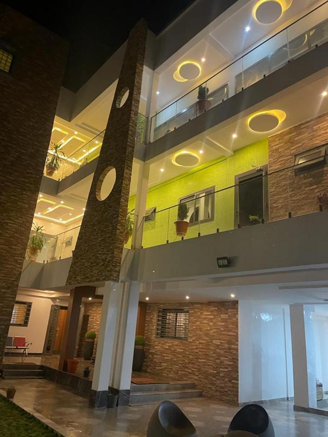 Complexe Hotelier And Ouagadougou Esterno foto