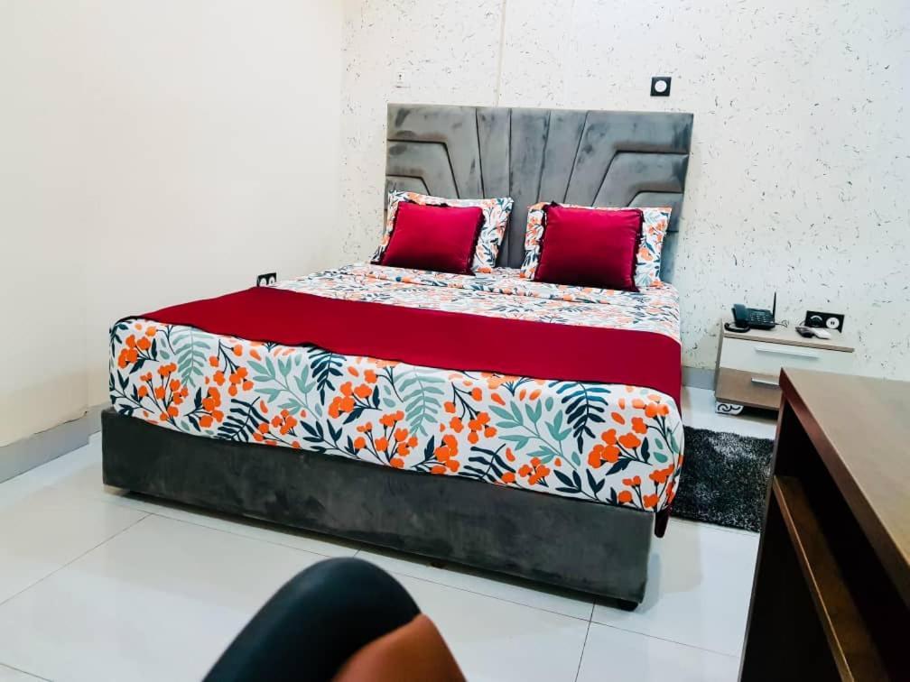 Complexe Hotelier And Ouagadougou Esterno foto